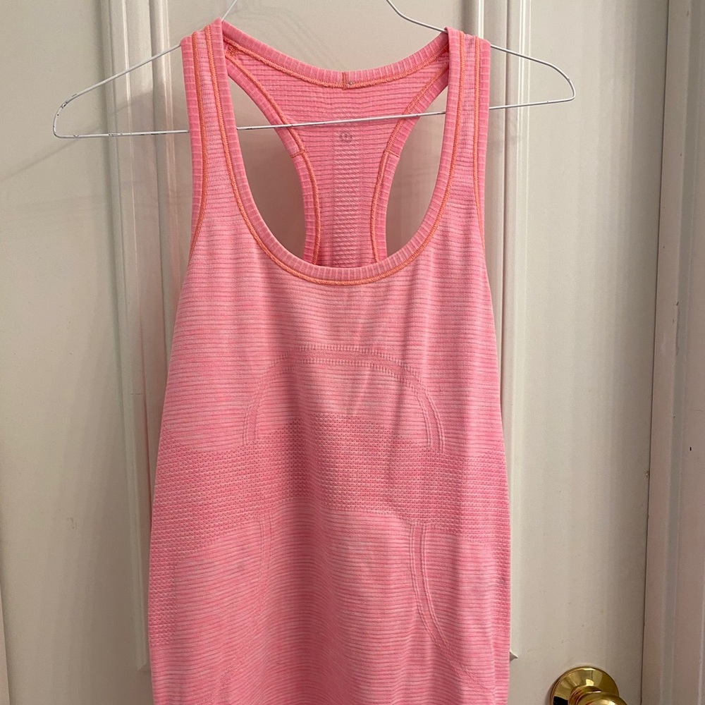 Lululemon Swiftly Tech Racerback size 8 pink